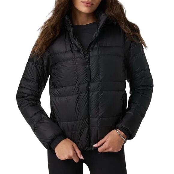 NWOT Vuori Women's Coordinate Packable Down Jacket Black Size Small MSRP $298 - Picture 4 of 11